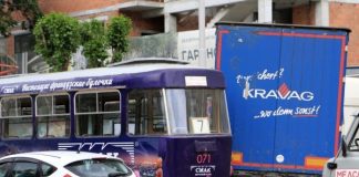 Движение на двух электротранспортных маршрутах остановили фуры